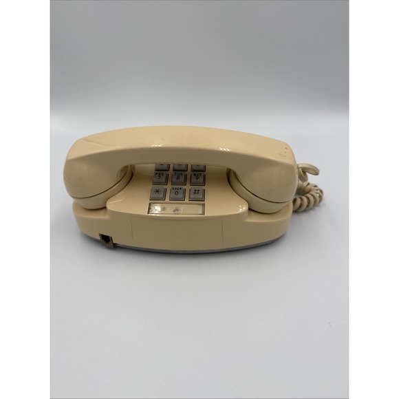 Vintage Bell System Western Electric Princess Phone 2702 BMG Push Button - Picture 1 of 6